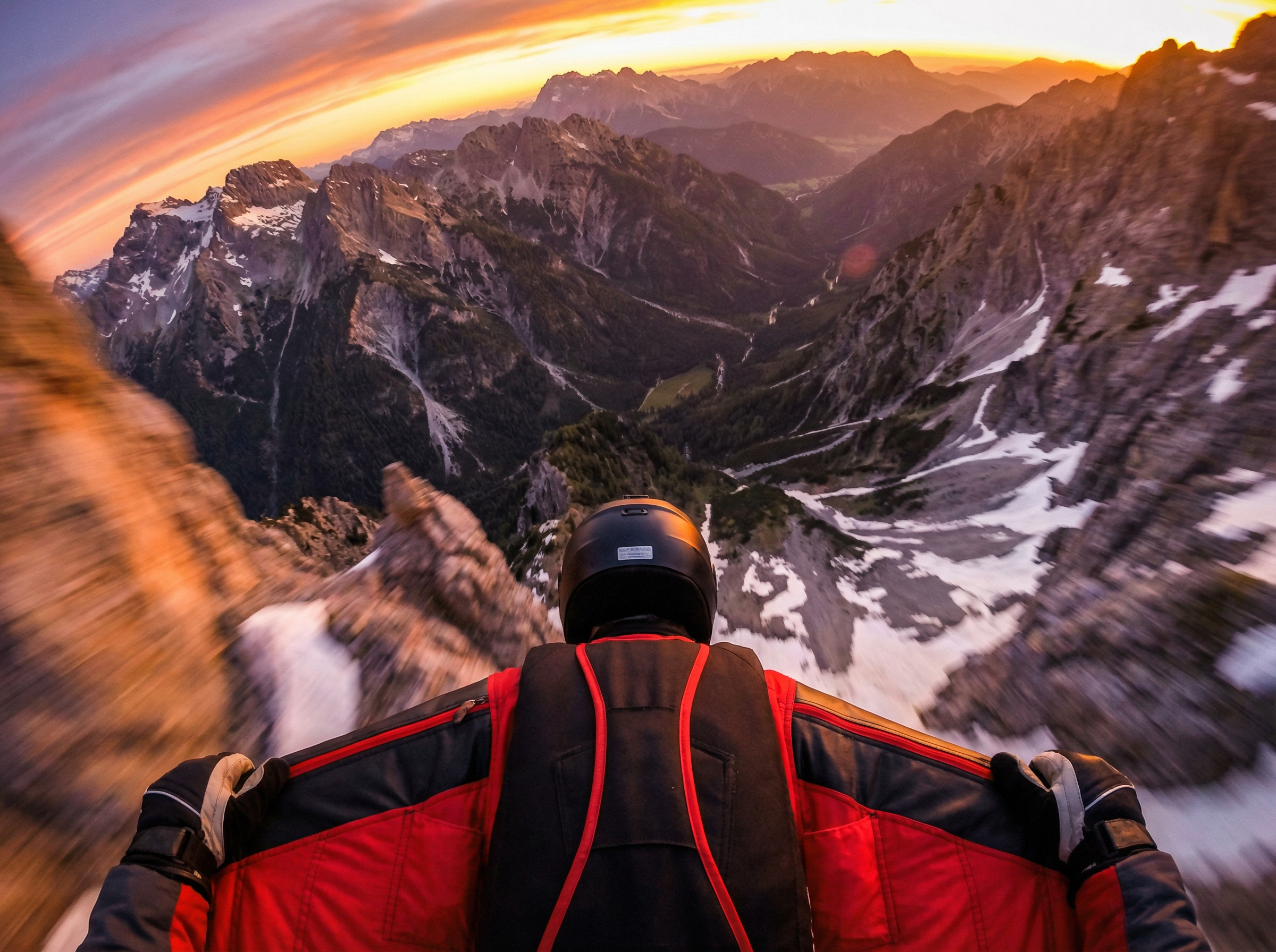 问鼎娱乐 - 翼装飞行第一视角